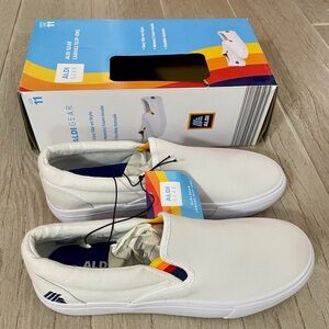 Aldi Gear White Canvas Slip‑On Shoes – Men’s 11 – 2023 Limited Edition – NWT